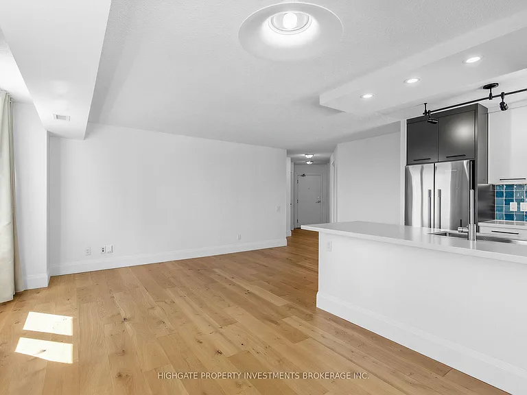 8 Hillcrest Ave #607 — Photo 13