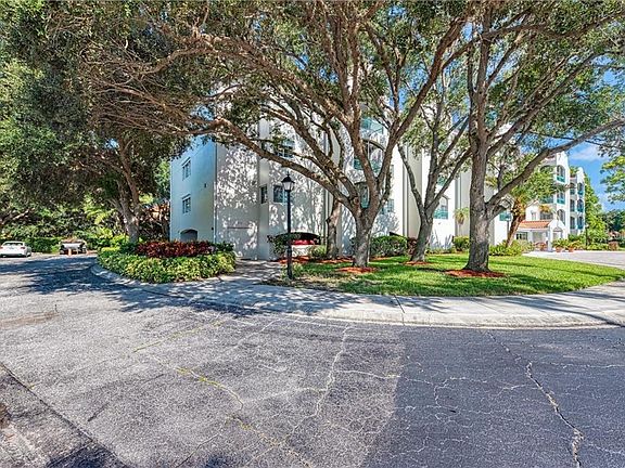 2nd image of 3731 Sarasota Square Blvd APT 211-C