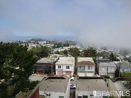 2nd image of 43 Hillcrest Ct