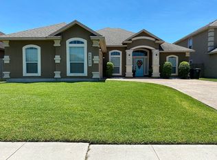 14813 Columbia River Dr, Corpus Christi, TX 78410
