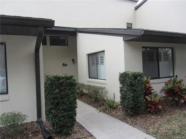 1637 SE Paradise Cir W, Crystal River, FL 34429