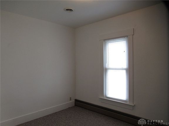 5th image of 512 S Main St