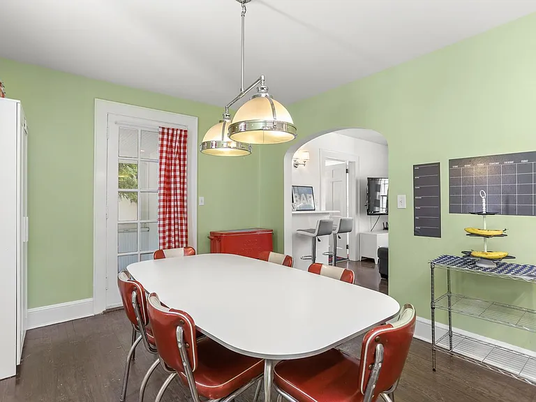 61 Hillandale Rd — Photo 9