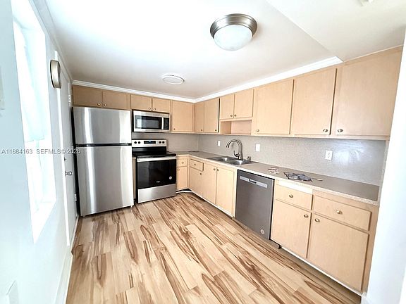 2nd image of 1201 NE 191st St #G304
