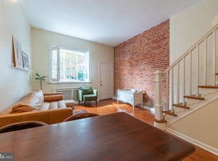 939 S 8th St, Philadelphia, PA 19147