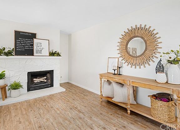 5th image of 1555 W Avenue L Unit 4