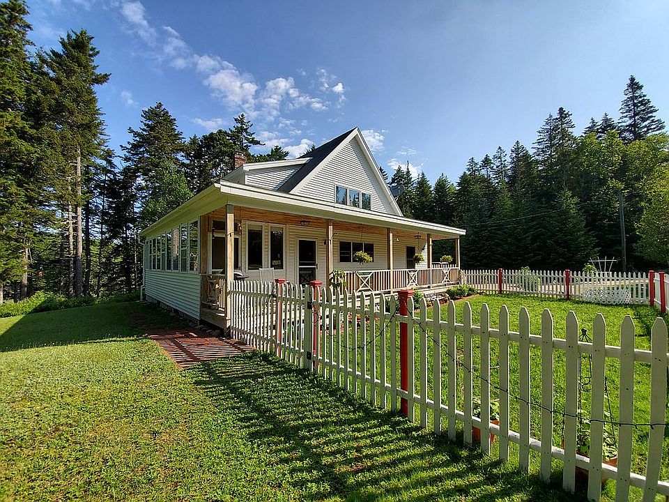 1st image of 385 Tom Leighton Point Rd