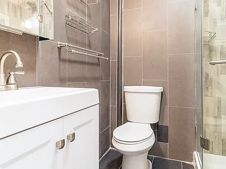 159 W 23rd St #4B — Photo 6