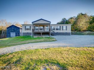 427 Stiner Ln, La Follette, TN 37766
