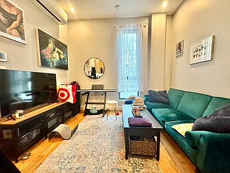 Rented by Nolita Group