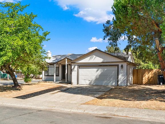 5th image of 7402 Carella Dr