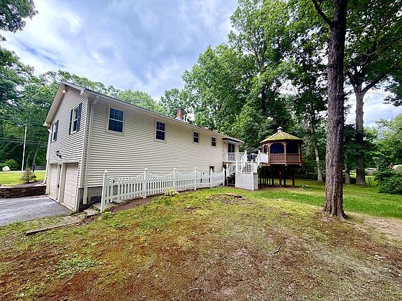 5th image of 908 Burts Pit Rd
