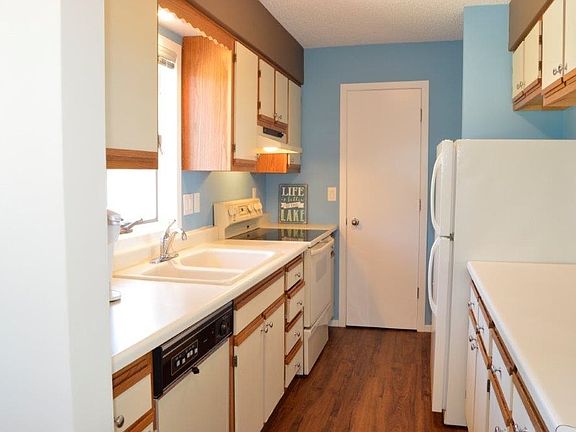 5th image of 2000 Lake Shore Dr APT G