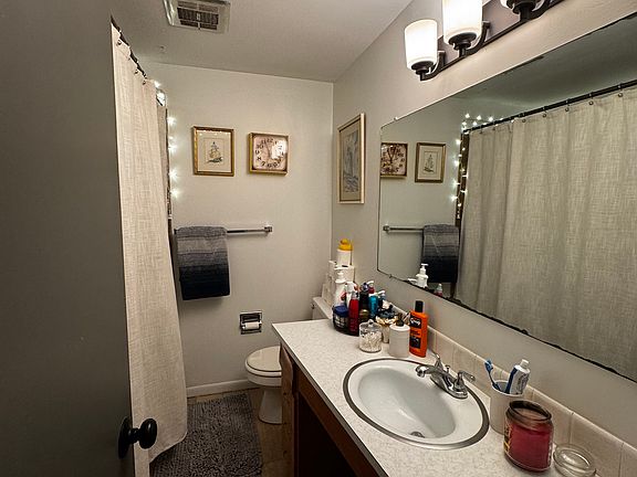 4th image of 1921 Anderson Ave APT 4