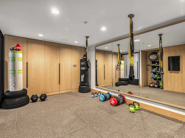 77 West 24th Street image 12 of 18