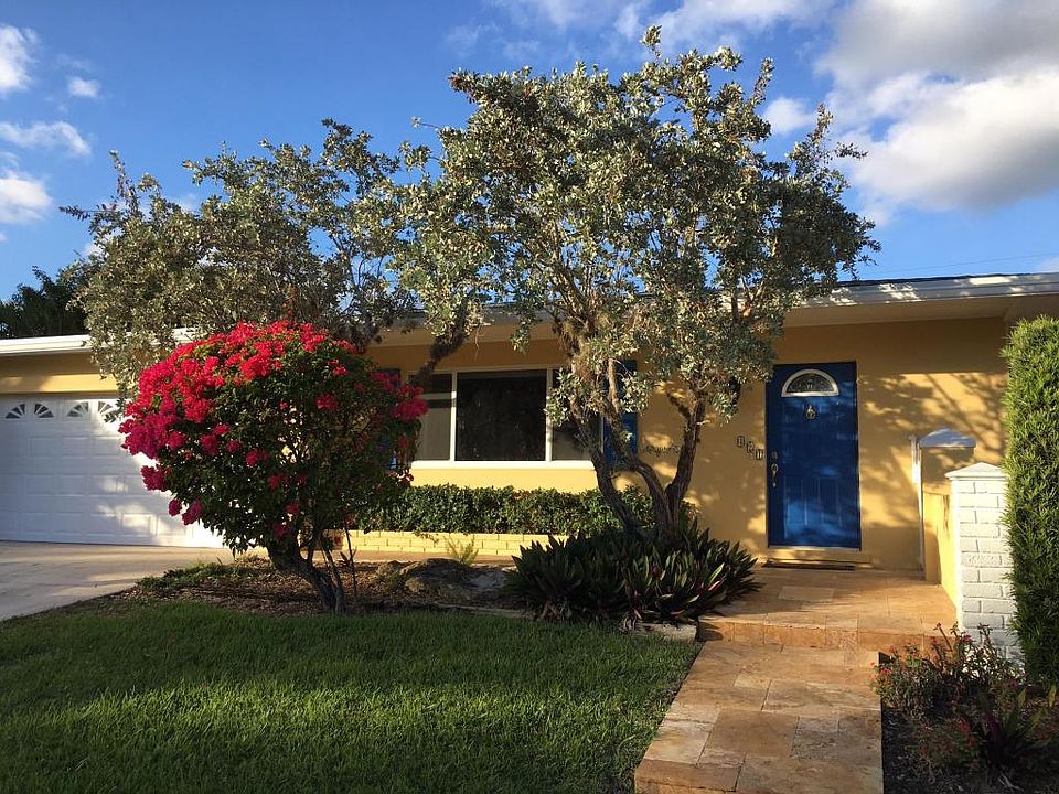 1st image of 421 Sunrise Way
