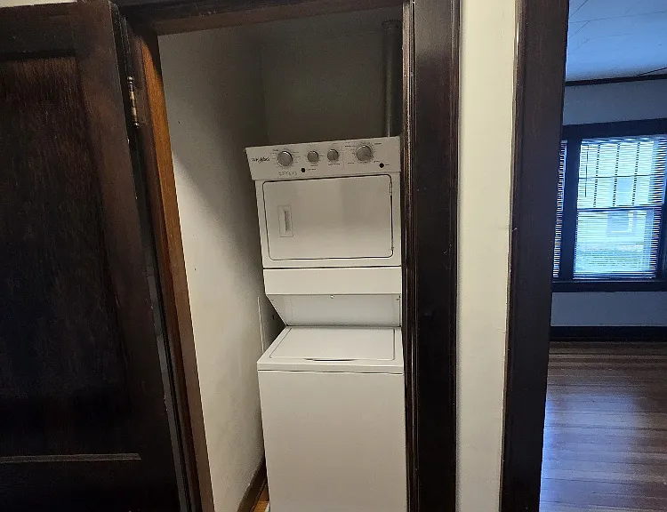 205 Michigan Ave — Photo 13