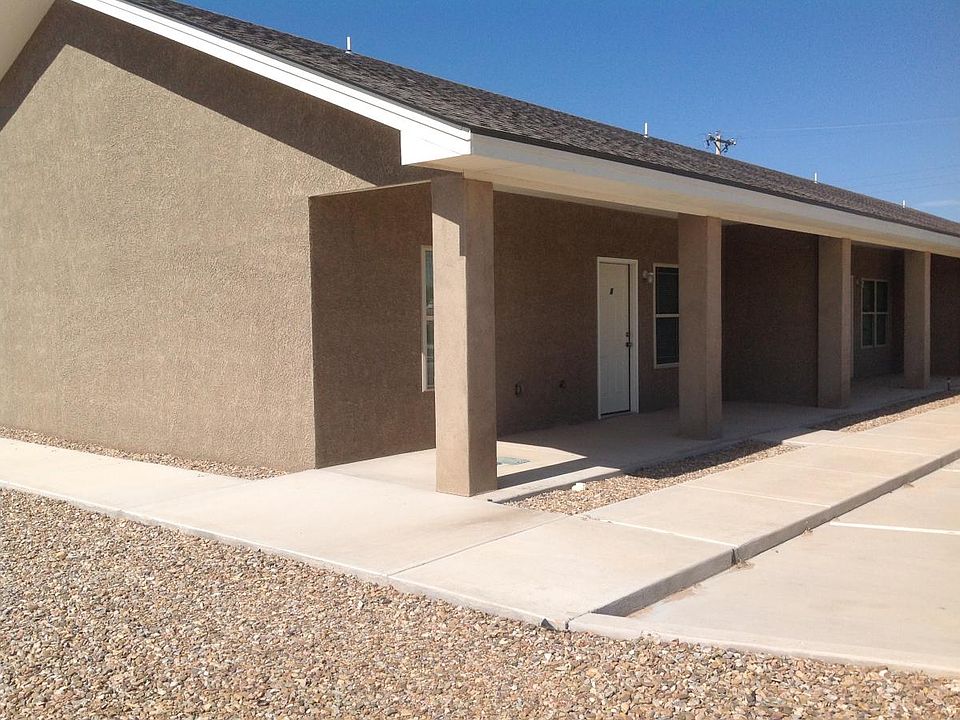 1st image of 1005 N Bryan Ave