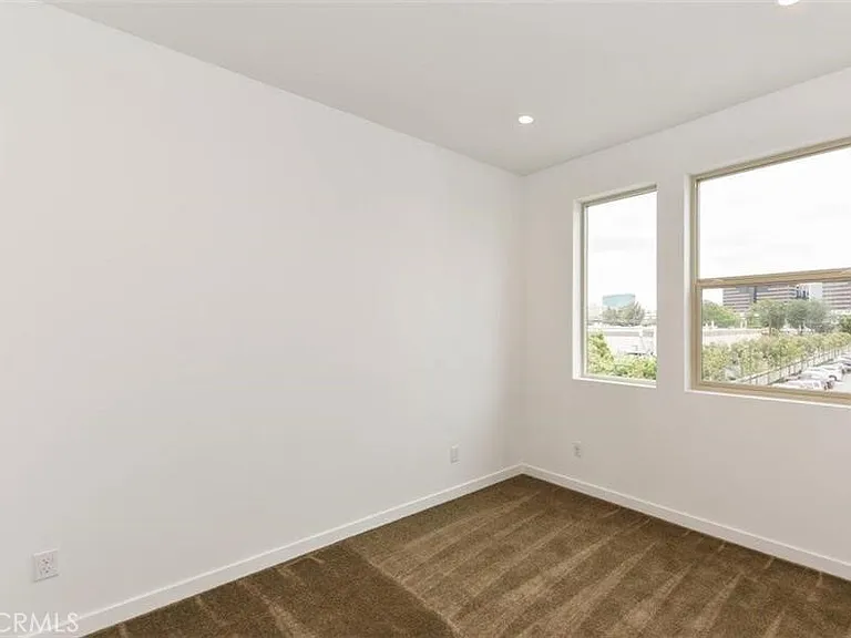 331 Placemark — Photo 11