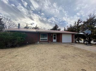 1713 9th Ave, Dodge City, KS 67801