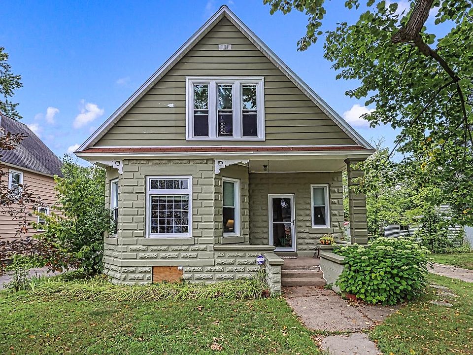 1st image of 810 Randall Ave