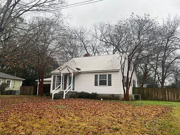 2nd image of 73 Cedar Knl