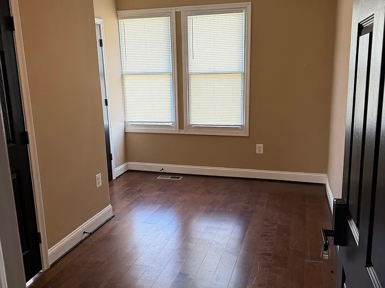 4217 Moravia Rd — Photo 2