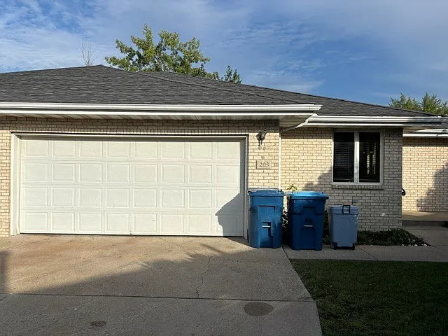 205 Twilight Dr