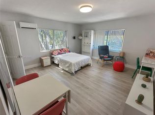 6647 SW 59th Pl #201, Miami, FL 33143