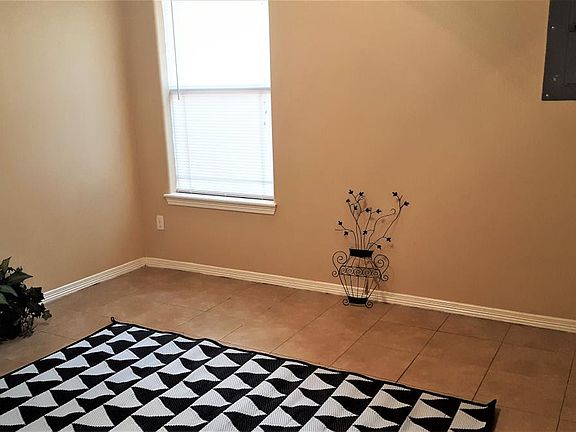 5th image of 3012 E Diamondhead Ave APT 1