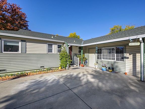 3rd image of 2081 Mangrum Ave