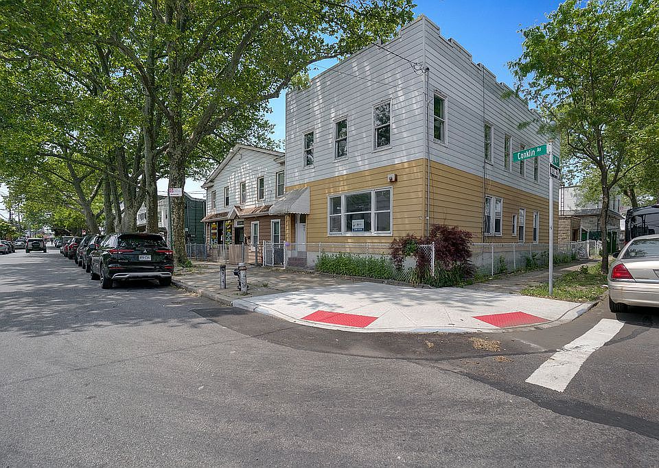 1st image of 95 Conklin Ave