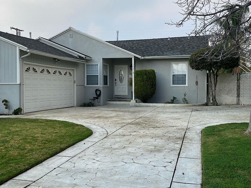 1st image of 10213 Saloma Ave