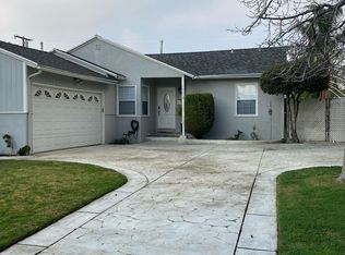 10213 Saloma Ave, Mission Hills, CA 91345