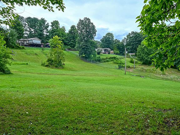 4th image of 1201 Gatewood Rd