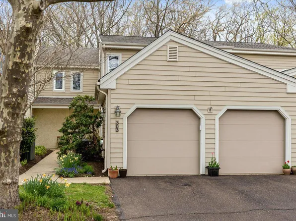 303 Dorset Ct, Doylestown, PA 18901