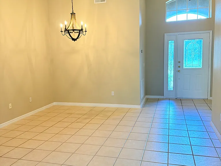 5528 Misty Wood Ct — Photo 7