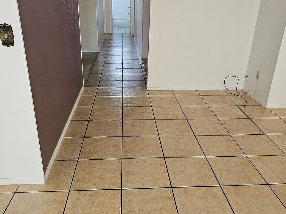 2nd image of 265 Pedras Rd