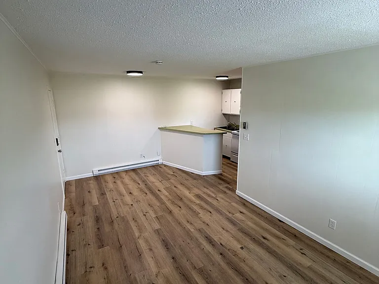 6176 Bayer Cir #14 — Photo 2