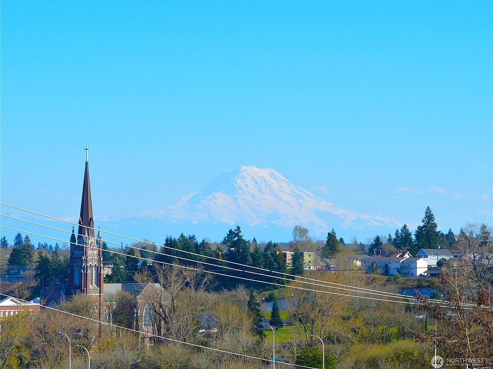 1st image of 909 S 27th Street