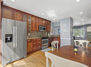 171 H St #2, South Boston, MA 02127