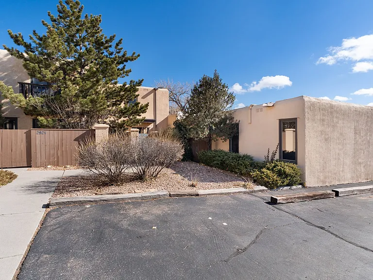 2917 Plaza Blanca — Photo 22