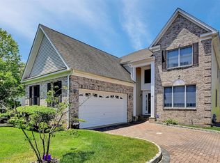 63 Teagan Ct, Atlantic Highlands, NJ 07716