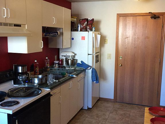 5th image of 256 E Sarnia St APT 7