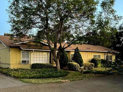 2045 Oak Hill Dr, Escondido, CA, 92027