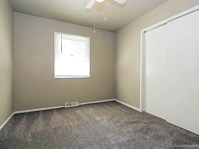 1105 N West End Blvd — Photo 19
