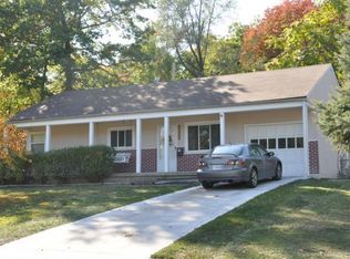 8100 Walmer St, Overland Park, KS 66204