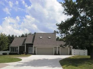 7427 Potter Rd, Flushing, MI 48433