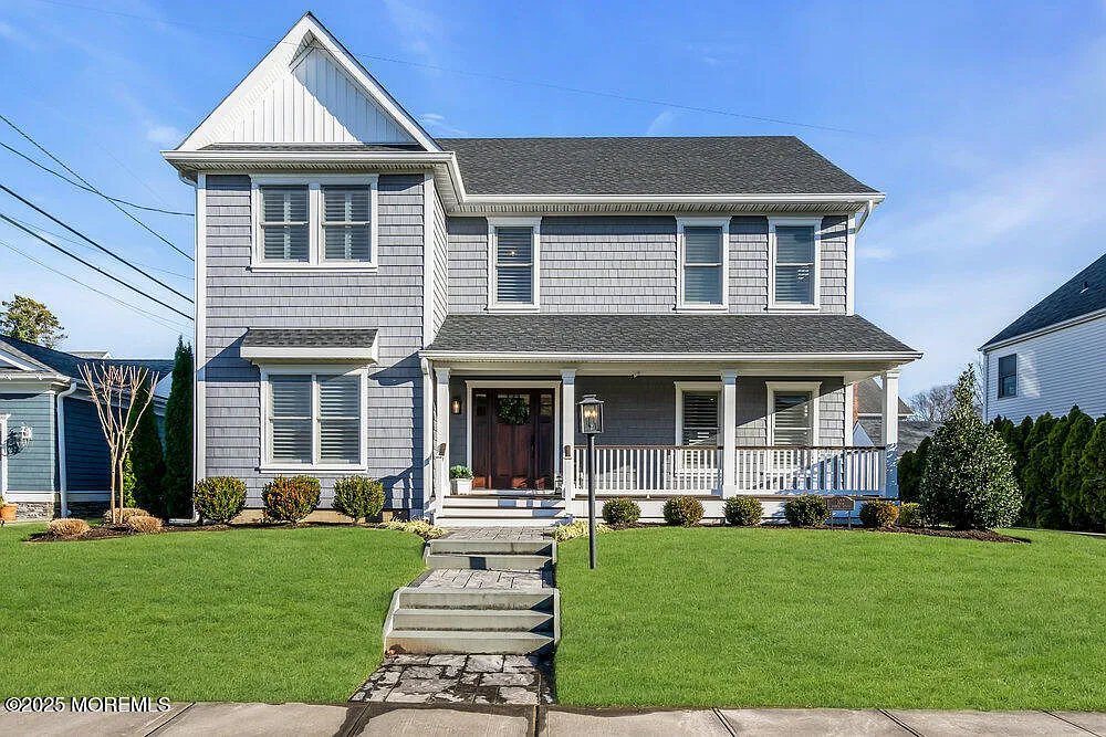 6 bed, 3332 sqft, $37,500 — Photo 1