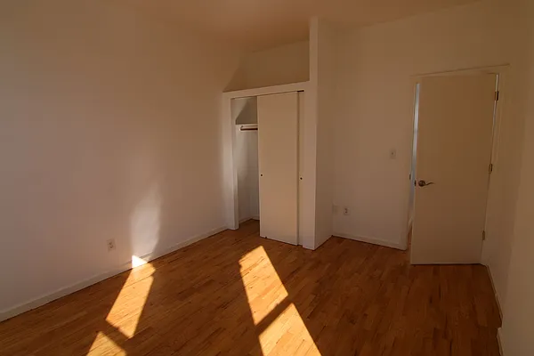 Rented by Target Realty Group | media 7